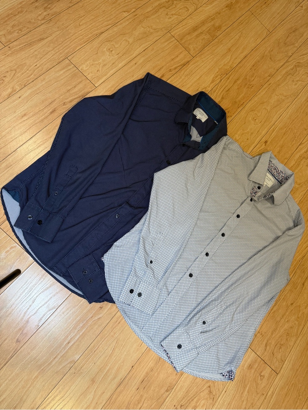 Construct Mens Dress Shirt Bundle Lot 2 Medium Slim Fit Button Front Pattern